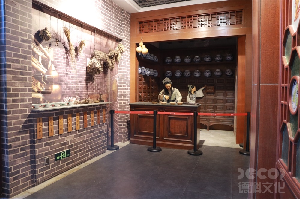 藝術(shù)展廳裝修設(shè)計中，如何考慮展覽的整體布局和流程？