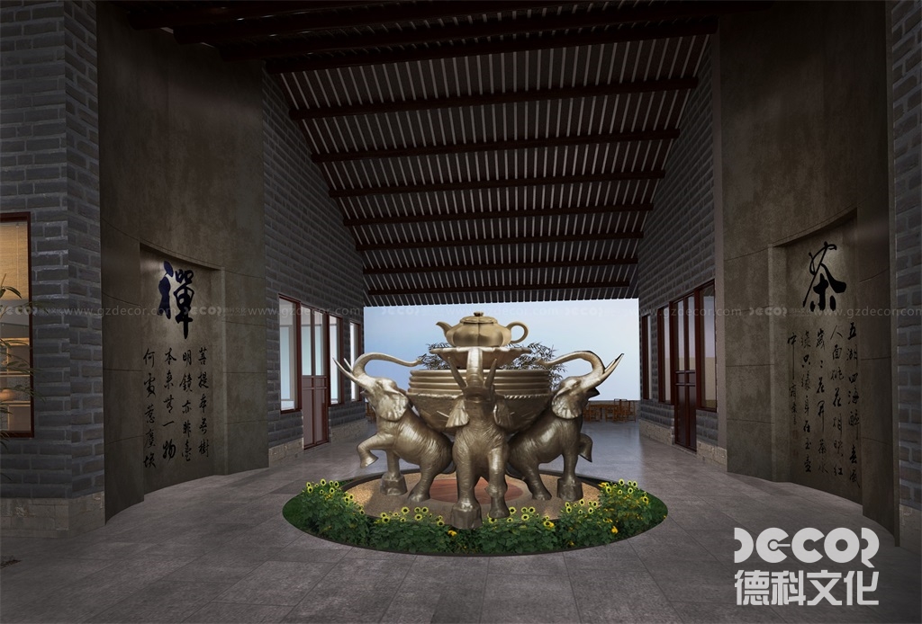  宗教博物館設計中如何利用展示空間的高度和空間感？